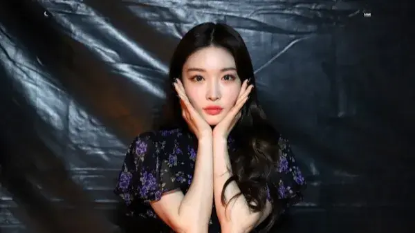 Chung Ha loses social media handles and fandom name to ex-agency MNH Entertainment Chung Ha