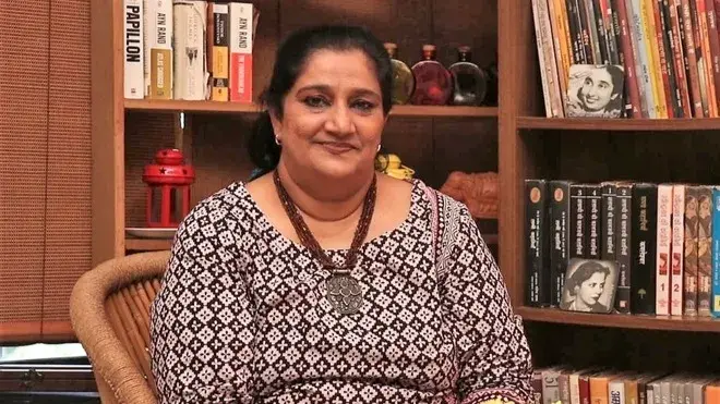 Seema Pahwa recalls young girls flocking to her home after watching her as Badki in Hum Log Seema Pahwa