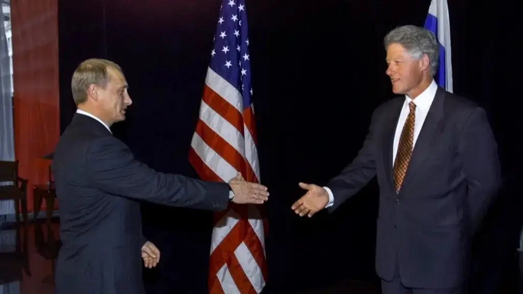 'You Tricked Us': Putin Recalls How Ex-US Prez. Bill Clinton 'Deceived' Russia Over NATO Membership Russian President Vladimir Putin and Former US President Bill Clinton