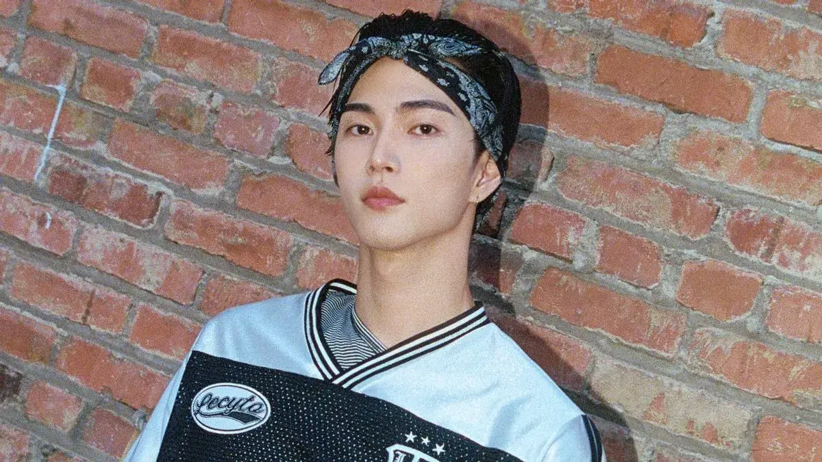 RIIZE Seunghan takes indefinite hiatus from group activities due to private video leak controversy RIIZE Seunghan