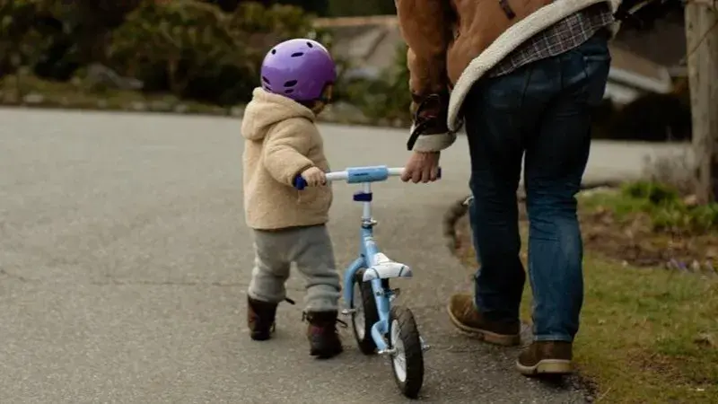 What is childhood obesity? Cause, symptoms, treatment, prevention What is childhood obesity?