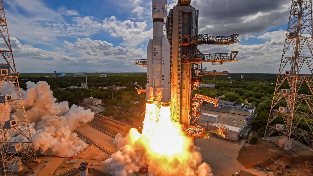 ISRO Reveals it Delayed Chandrayaan-3 Launch by 4 Seconds. Find Out Why The Chandrayaan-3 liftoff sequence was delayed by four seconds.