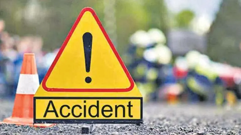 Eight killed, 30 injured in two separate road accidents in Jharkhand's Jamtara, Gumla Accident