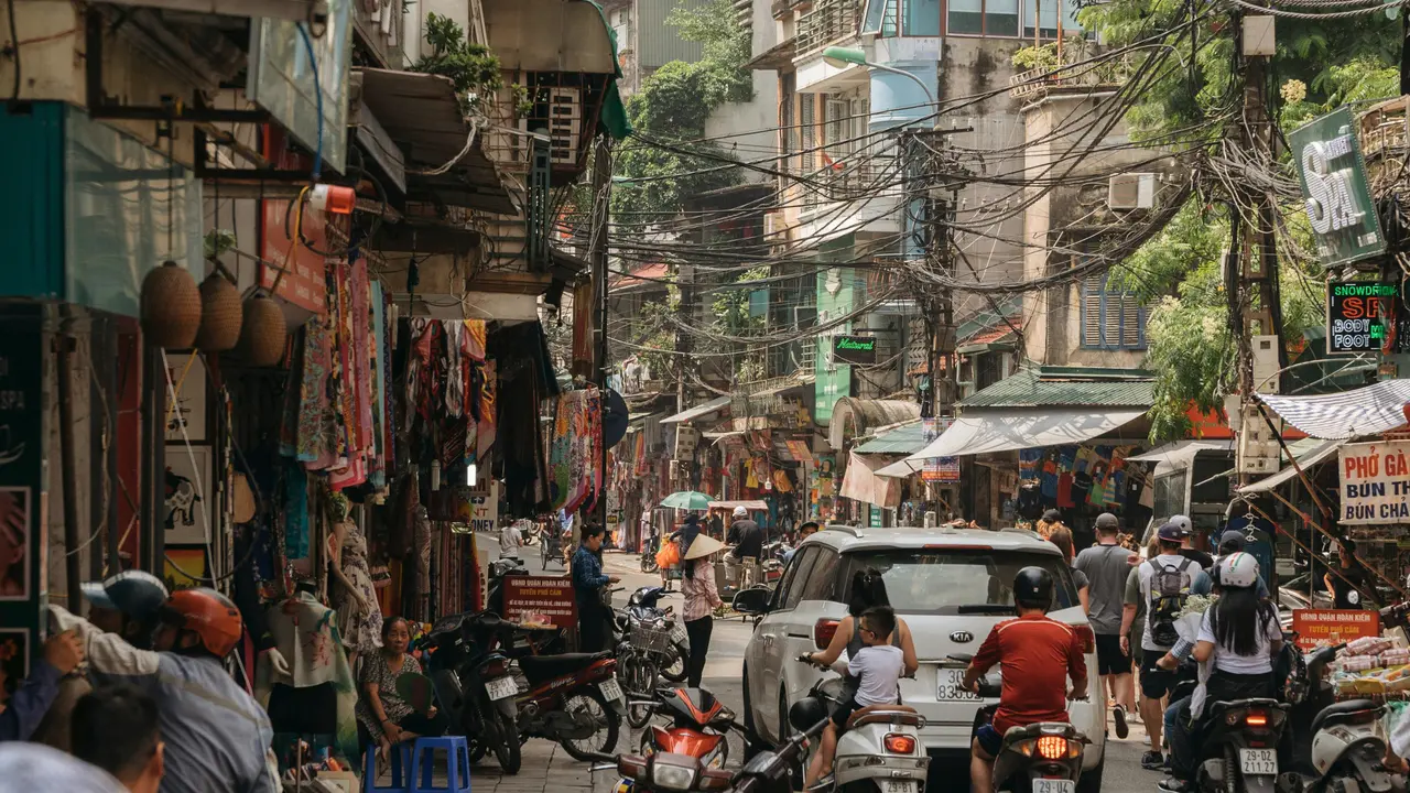 The GeM portal has witnessed a surge in procurement, with goods and services worth Rs 4 lakh crore purchased so far in the current fiscal year.