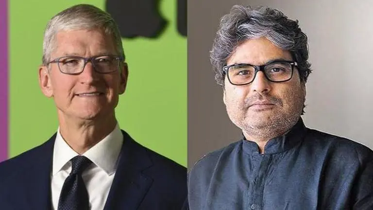 Apple CEO Tim Cook praises filmmaker Vishal Bhardwaj for his film Fursat; 'Incredible...' Apple CEO Tim Cook and Vishal Bhardwaj