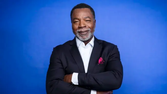 Carl Weathers, Rocky's Apollo Creed and The Mandalorian Star, Dies At 76 Carl Weathers