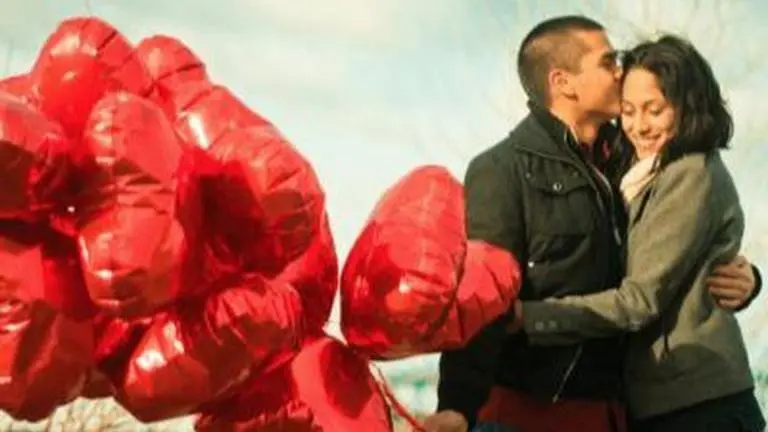 National Girlfriends Day 2023: WhatsApp messages, wishes, quotes to share with the one National Girlfriends Day 2023