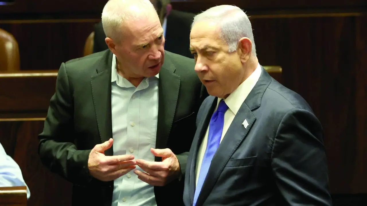 Defence Minister Yoav Gallant and Prime Minister Benjamin Netanyahu
