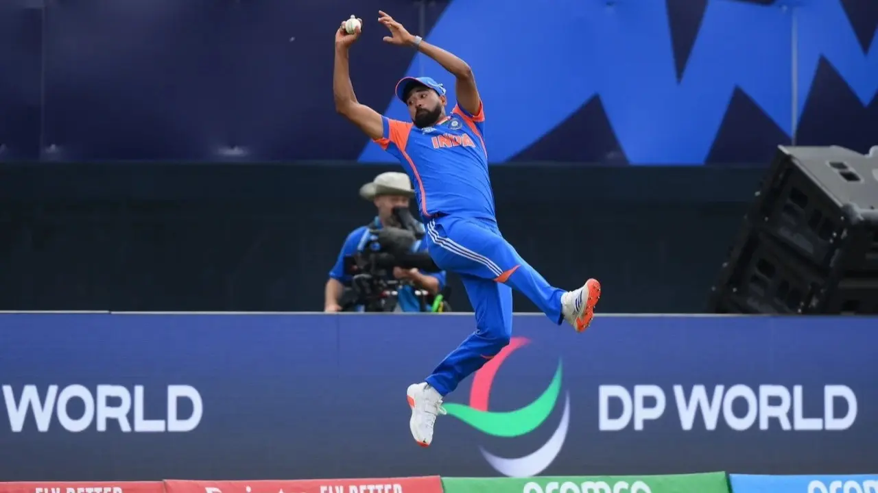 T20 World Cup 2024: Mohammed Siraj takes stunning flying catch in IND vs USA match - WATCH Mohammed Siraj