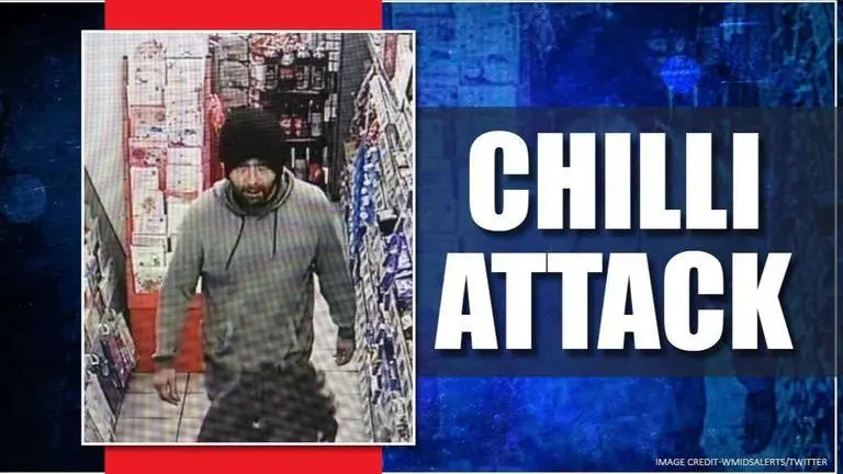 UK shopkeeper bravely fights off armed robber with chilli powder