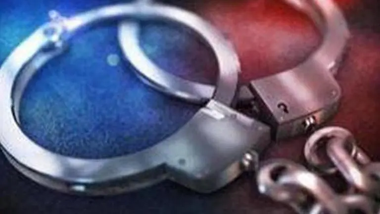 Police: Florida couple jailed for refusing to quarantine