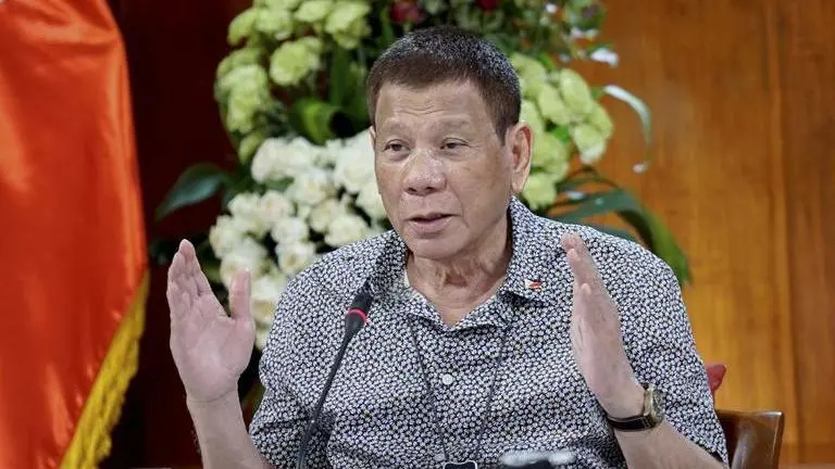 Duterte warns he’ll intercede if squabble threatens budget