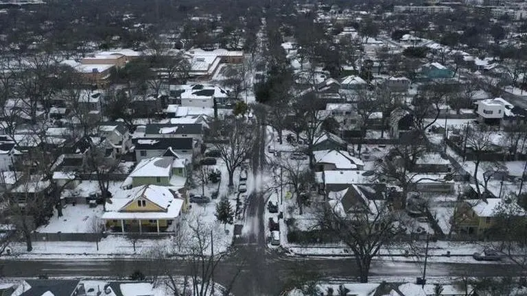 Texas: 11-year-old boy dies in freezing mobile home during power outage Texas