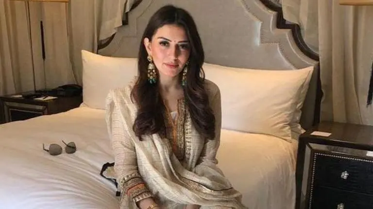 Hansika Motwani says 'mermaids are real' as she shares a picture from Maldives hansika motwani