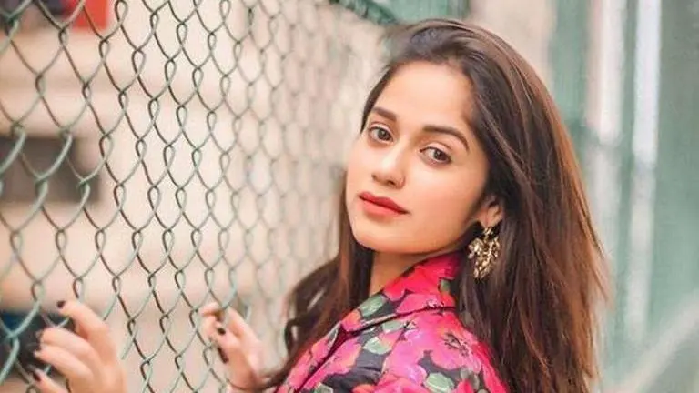 Jannat Zubair gets new car before her 19th birthday, says she's 'blessed' jannat zubair