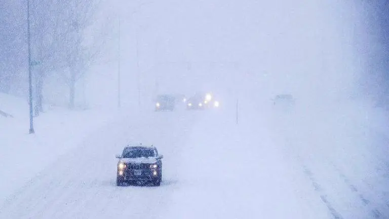 Strong winter storm in Upper Midwest