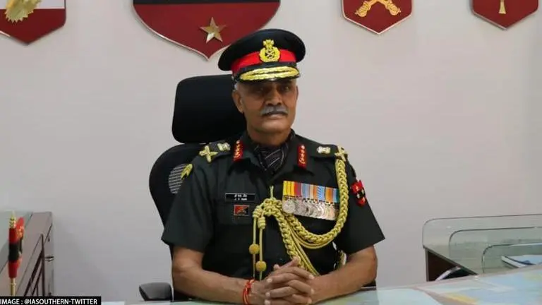 Lieutenant General Jai Singh Nain relinquishes command of Southern Army JS NAIN