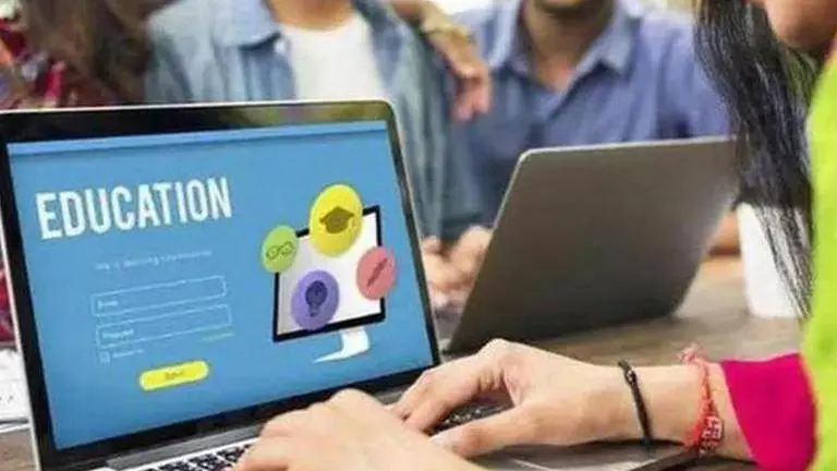 Government alerts parents, students of risks linked to online ed-tech cos; issues advisory Government