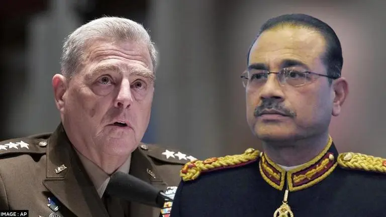 Top US general, Pak Army chief discuss current security environment over phone