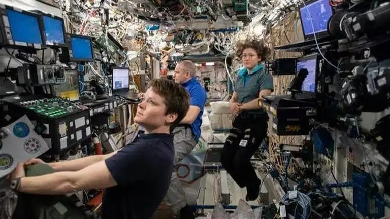 International Space Station's living condition is worsening since Expedition 55: Expert International Space Station