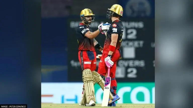 RR vs RCB: Virat Kohli opening batting with Faf du Plessis sets internet on fire RR vs RCB