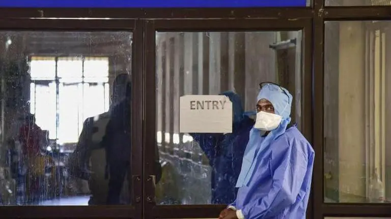 Bhopal's 1st COVID-19 patient, her journo father test negative