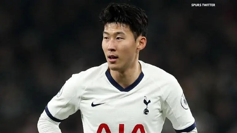 Son Heung-min returns to South Korea for military service, unlikely to return till May Son Heung-min