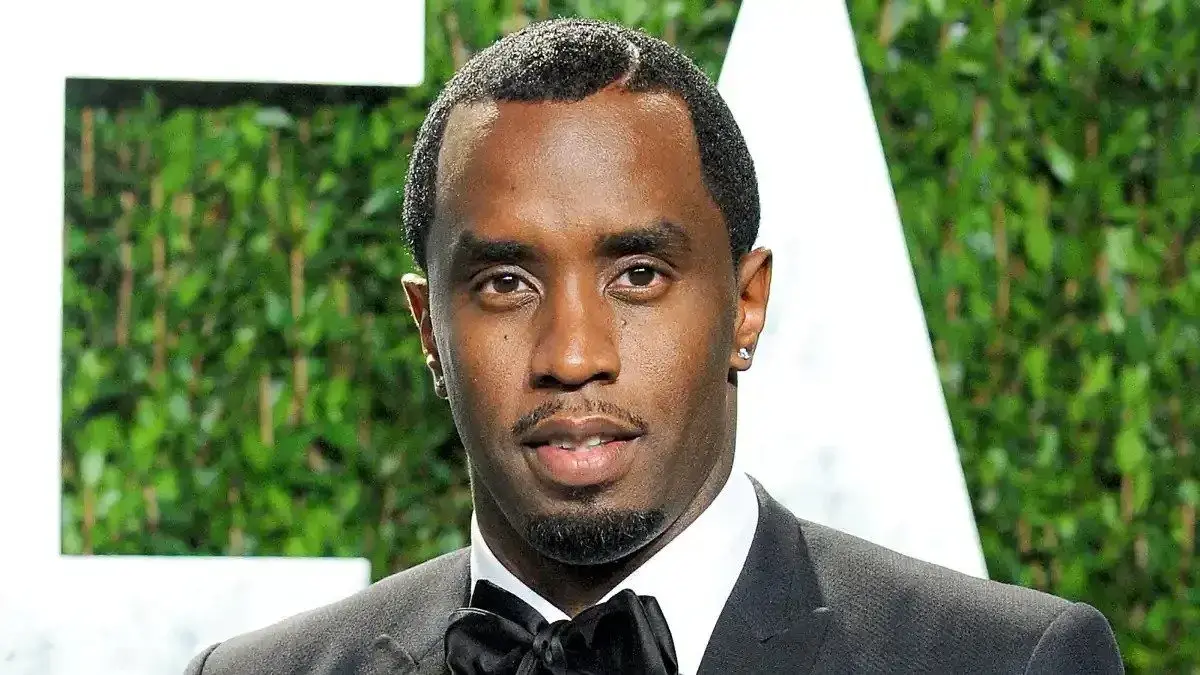 Rapper Sean ‘Diddy’ Combs Seen Physically Assaulting Singer Cassie Ventura In 2016 Video Diddy