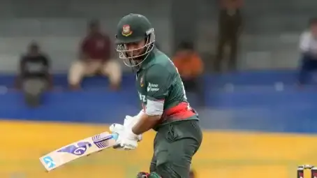 Shakib Al Hasan rejoins Bangladesh squad after travelling Dhaka to fix technical issues with mentor Shakib Al Hasan