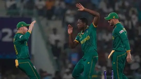 Kagiso Rabada, David Miller and Aiden Markram celebrating an Australian wicket