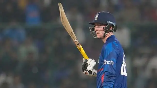 English batter Harry Brook played an innings of 66 runs but didn't receive any support from the other end.