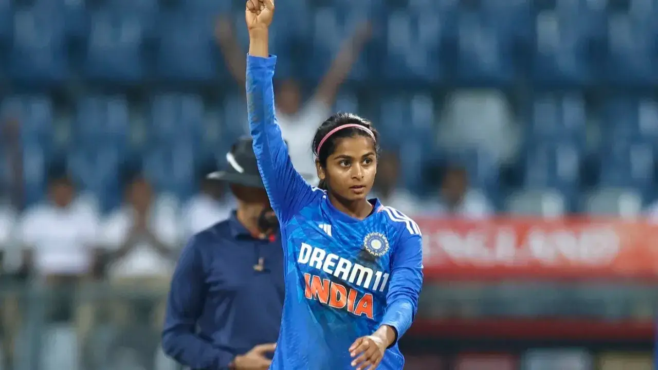 Injured Shreyanka Patil ruled out of Asia Cup; India name Tanuja as replacement Shreyanka Patil