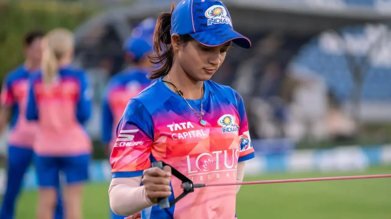 Fatima Jaffer, the fascinating story of a rare ambidextrous bowler Fatima Jaffer