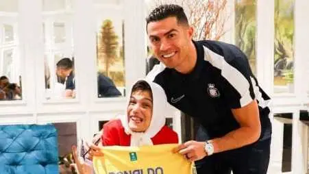 Cristiano Ronaldo may be sentenced to '99 lashes for adultery' next time he visits Iran; Here's why Cristiano Ronaldo with a fan