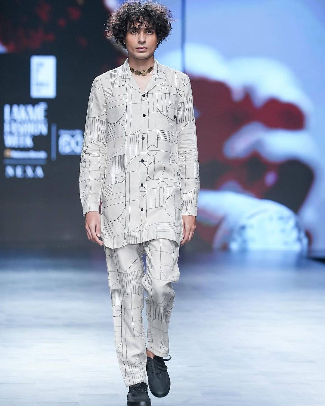 Description of the pic