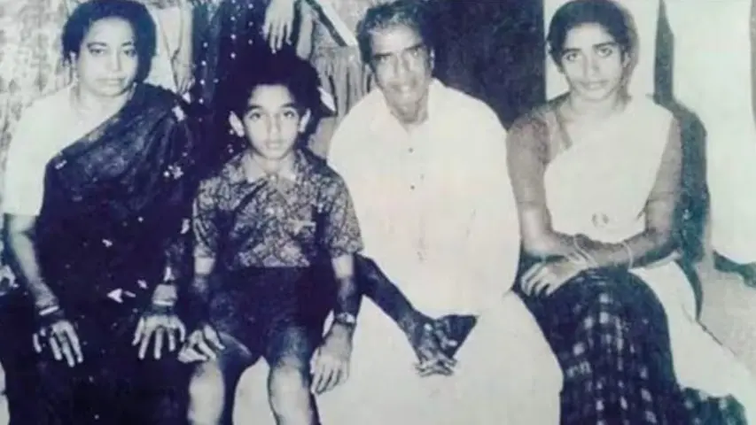 Identify This South Superstar In This Childhood Photo. Hint: He Won National Award As A Child Artist Kamal Hasan