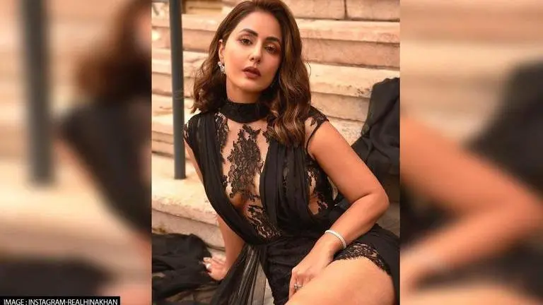 Hina Khan talks about TV & film industry discrimination; Calls OTT 'blessing in disguise' Hina Khan