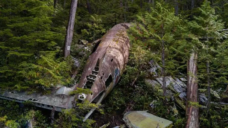 Greece: Two Israelis killed in single-engine private plane crash off Samos Island Greece