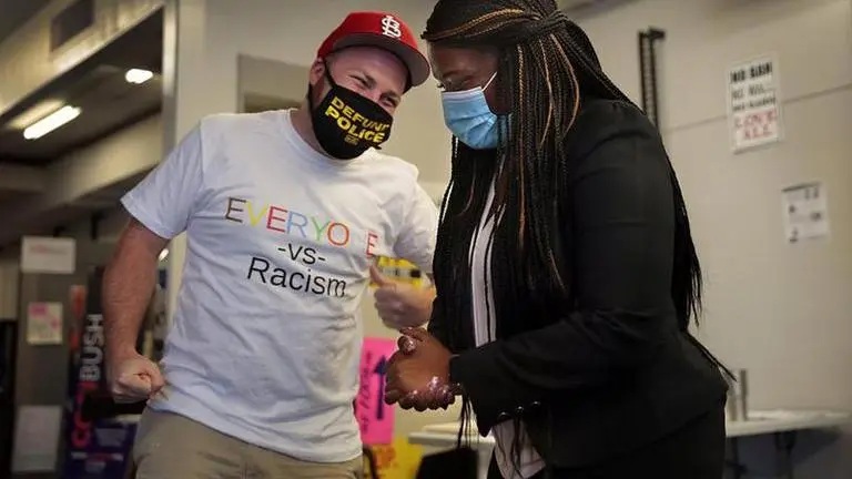 US: Progressives say primary wins latest sign of momentum shift Progressives say primary wins latest sign of momentum shift