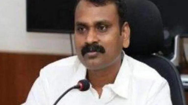 BJP TN chief Murugan tries to go on 'Vel yatra' defying ban, detained