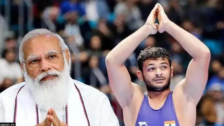 Cwg 2022 Pm Modi Congratulates Indian Wrestlers For Spectacular