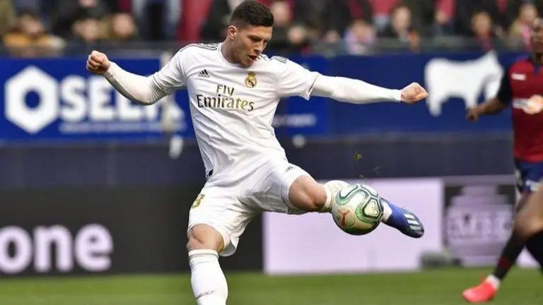 Luka Jovic apologises for breaking self-isolation rules in Serbia Jovic