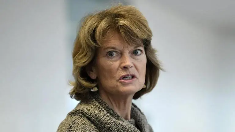 US: Murkowski 'struggling' on whether to support Trump Murkowski 'struggling' on whether to support Trump