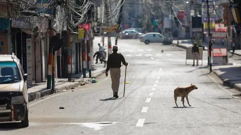 People in Punjab, Chandigarh move out of homes despite curfew