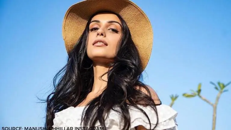 Manushi Chhillar urges fan to stay home with a video | Take a look Manushi Chhillar