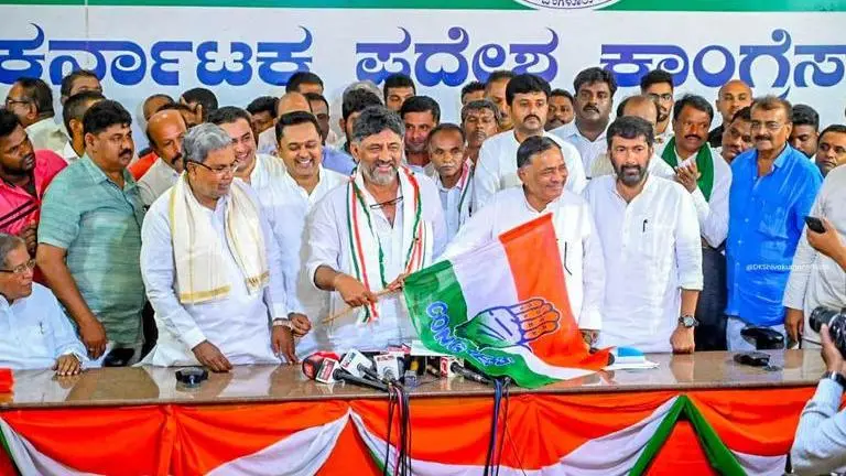Karnataka Assembly Polls: CM Bommai’s close aide Manjunath Kunnur joins Congress Karnataka