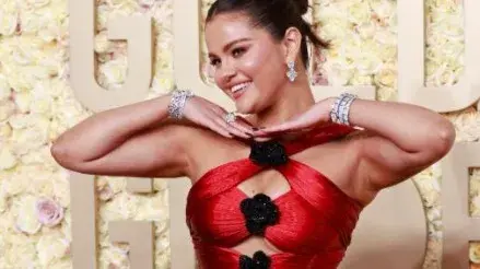 Selena Gomez returns to Instagram 18 hours after announcing a hiatus amid Golden Globes drama Selena Gomez back on Instagram