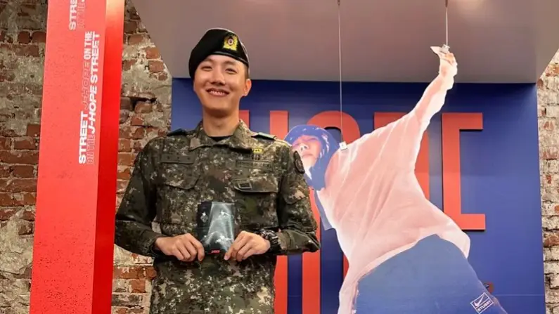 BTS armyブース 3期 j-hope BTS' J-Hope to work as drill instructor at Army boot camp