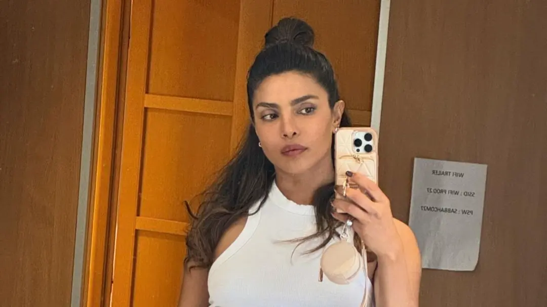 Priyanka Chopra Applies Garlic Cloves To Her Feet? Know Benefits Of This 'Nuskha' Priyanka Chopra