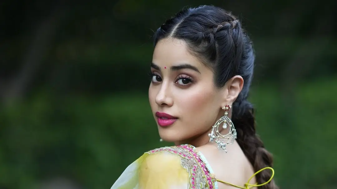 Janhvi Kapoor Weighs In On Her Box Office Failures: My Last Theatrical Hit Was My Debut Film Janhvi Kapoor